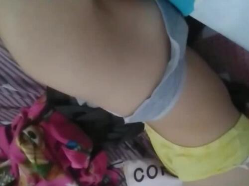 Indonesian expert jessyjesz displaying superb assets and whoppers on bigo live