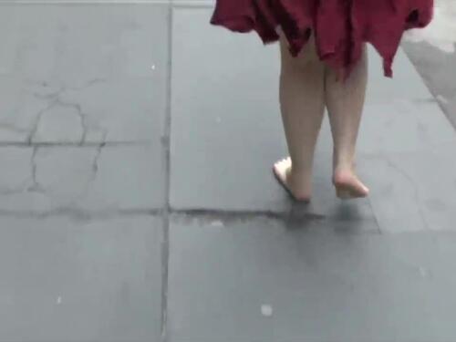 Alt bombshell walking street barefoot smutty soles part 1- www.prettyfeetvideo.com